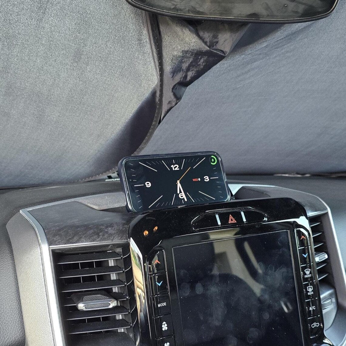 2019-2026 Ram Truck Magsafe Charger - Dash Mounted